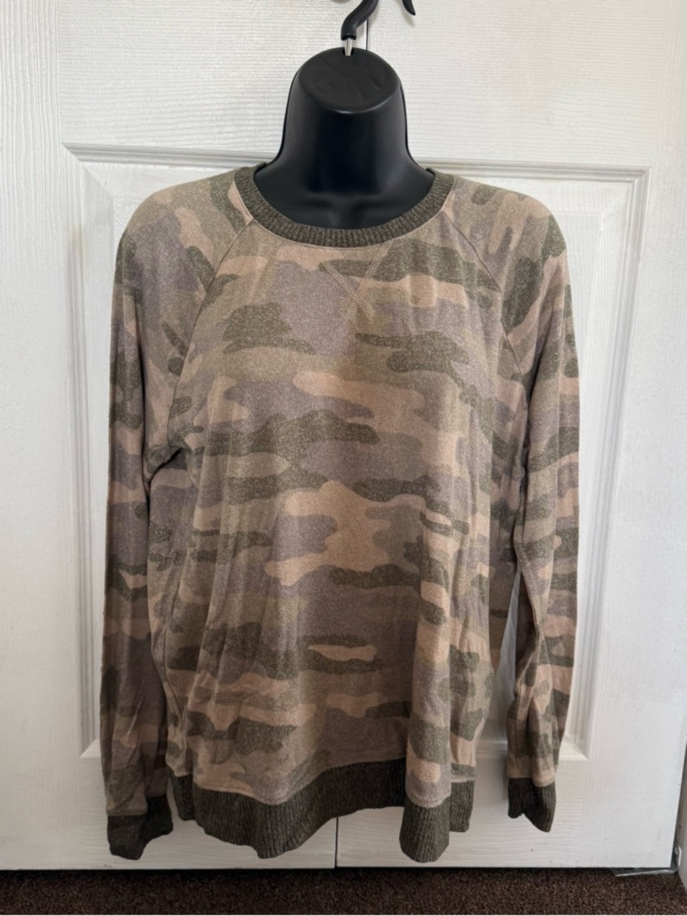 Lucky Brand Knit Top - Beige & Black Label